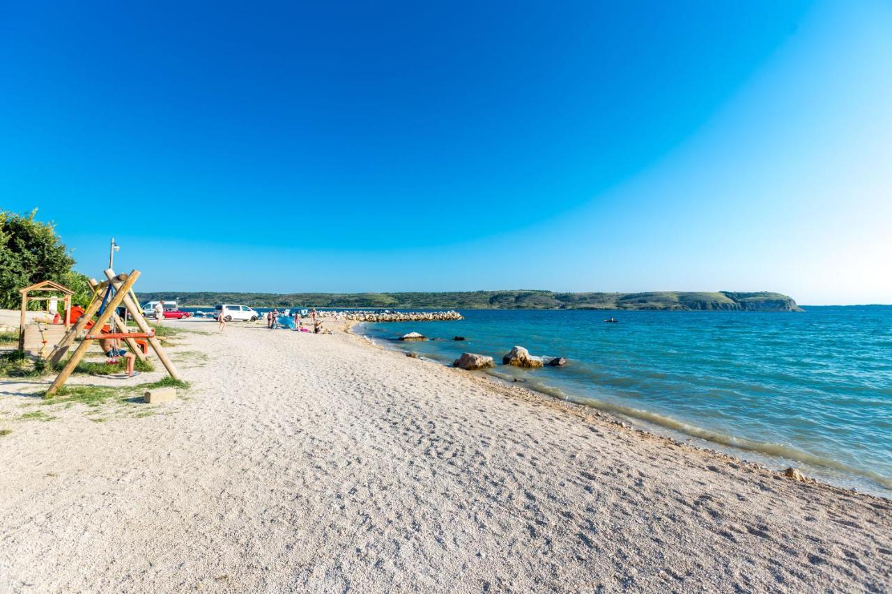 Zrno Soli Rtina Bagian luar foto